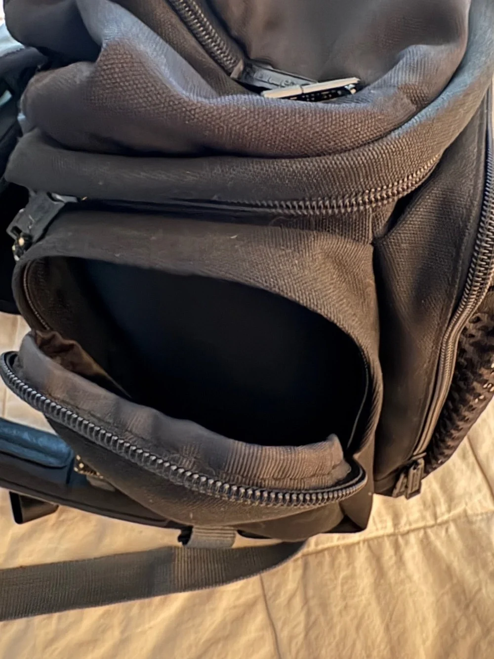 *FIRM PRICE* Tamrac Adventure 8 Camera Backpack Bag Padded